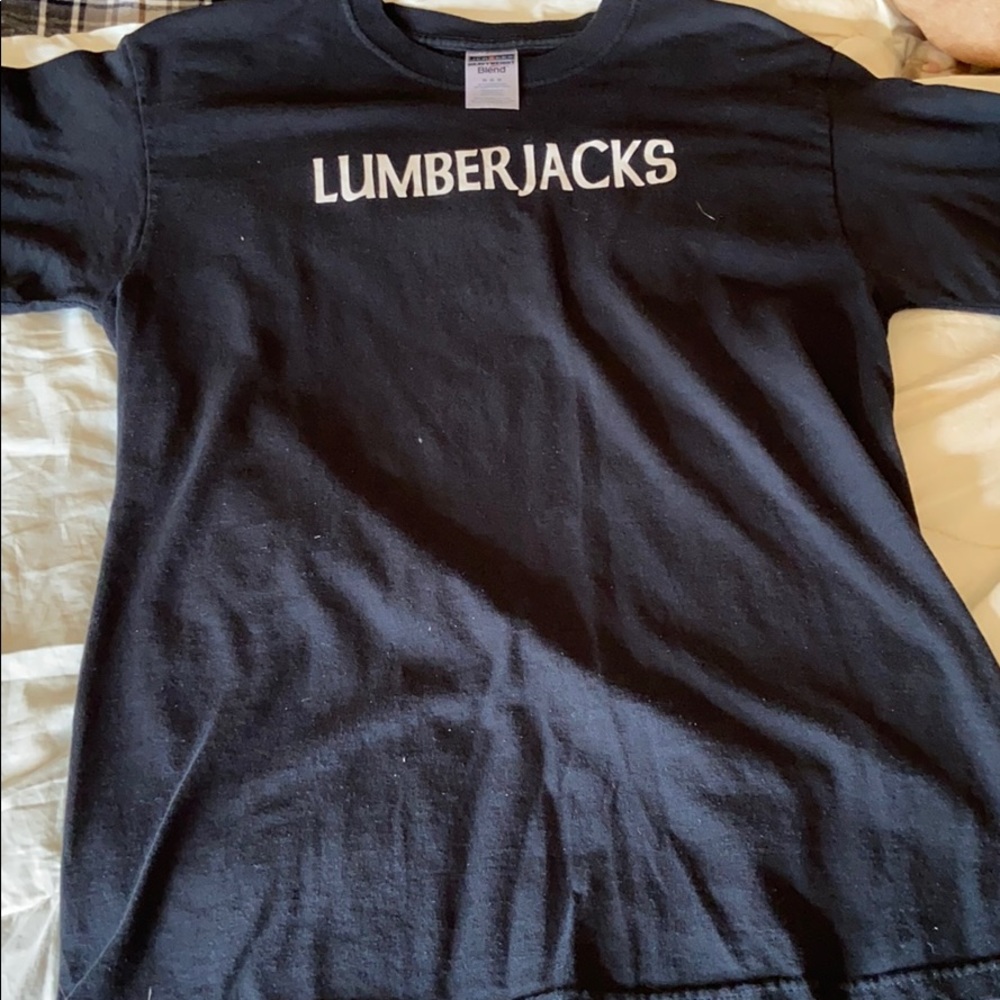 black t-shirt
